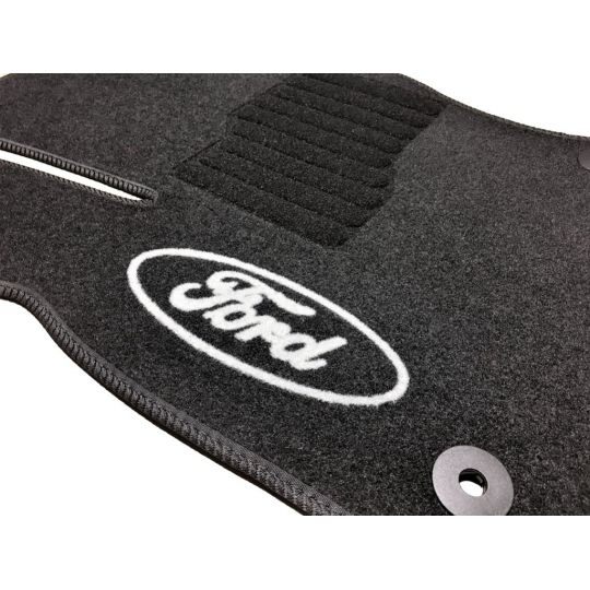 AVTM Коврики в салон текстильные Ford Focus III '11- Черные (Комплект 5шт.) AVTM Коврики в салон текстильные Ford Focus III '11- Черные (Комплект 5шт.)