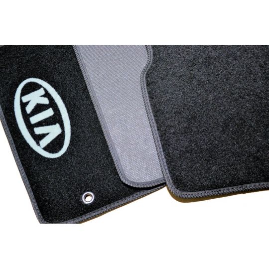 AVTM Коврики в салон текстильные Kia Cee'd I '06-12 Черные (Комплект 5шт.) AVTM Коврики в салон текстильные Kia Cee'd I '06-12 Черные (Комплект 5шт.)