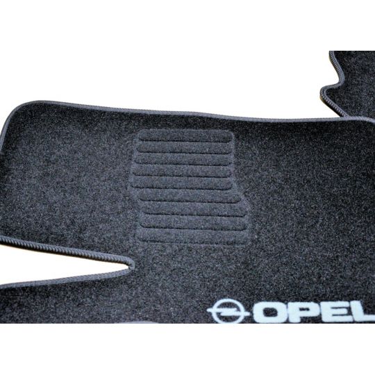 AVTM Коврики в салон текстильные Opel Astra G '98-04 Черные (Комплект 5шт.) AVTM Коврики в салон текстильные Opel Astra G '98-04 Черные (Комплект 5шт.)