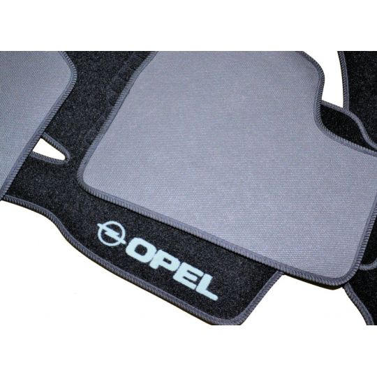 AVTM Коврики в салон текстильные Opel Astra G '98-04 Черные (Комплект 5шт.) AVTM Коврики в салон текстильные Opel Astra G '98-04 Черные (Комплект 5шт.)