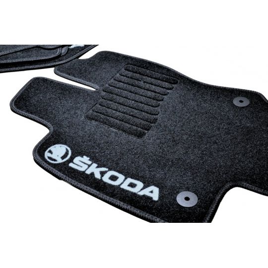 AVTM Коврики в салон текстильные Skoda Octavia (A7) III '13- Черные (Комплект 5шт.)