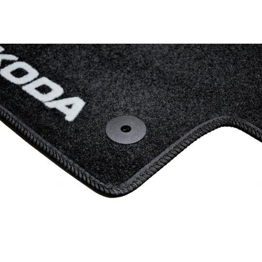 AVTM Коврики в салон текстильные Skoda Octavia (A7) III '13- Черные (Комплект 5шт.)