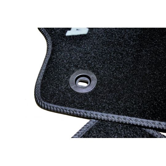 AVTM Коврики в салон текстильные Toyota Corolla (E16/E17) '12- Черные (Комплект 3шт.) AVTM Коврики в салон текстильные Toyota Corolla (E16/E17) '12- Черные (Комплект 3шт.)