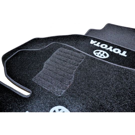 AVTM Коврики в салон текстильные Toyota Corolla (E16/E17) '12- Черные (Комплект 3шт.) AVTM Коврики в салон текстильные Toyota Corolla (E16/E17) '12- Черные (Комплект 3шт.)