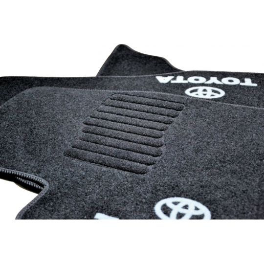 AVTM Коврики в салон текстильные Toyota Land Cruiser 100 '98-07 Черные (Комплект 5шт.)