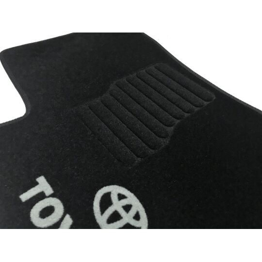 AVTM Коврики в салон текстильные Toyota Land Cruiser Prado 150 '09- Черные (Комплект 5шт.) AVTM Коврики в салон текстильные Toyota Land Cruiser Prado 150 '09- Черные (Комплект 5шт.)