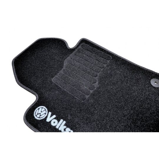 AVTM Коврики в салон текстильные Volkswagen Passat B7 '10- Черные (Комплект 5шт.)