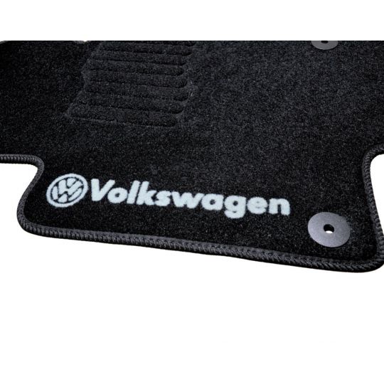 AVTM Коврики в салон текстильные Volkswagen Passat B7 '10- Черные (Комплект 5шт.)