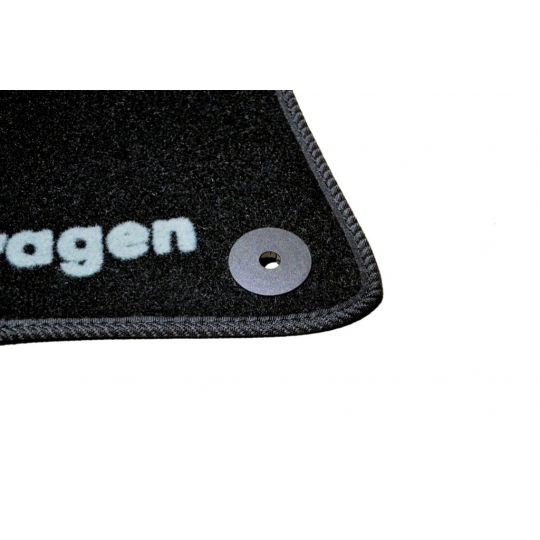 AVTM Коврики в салон текстильные Volkswagen Touareg II '10- Черные (Комплект 5шт.) AVTM Коврики в салон текстильные Volkswagen Touareg II '10- Черные (Комплект 5шт.)