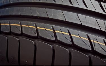 Что обозначают цветные метки на шинах