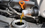 Как правильно поменять масло в двигателе без промывки