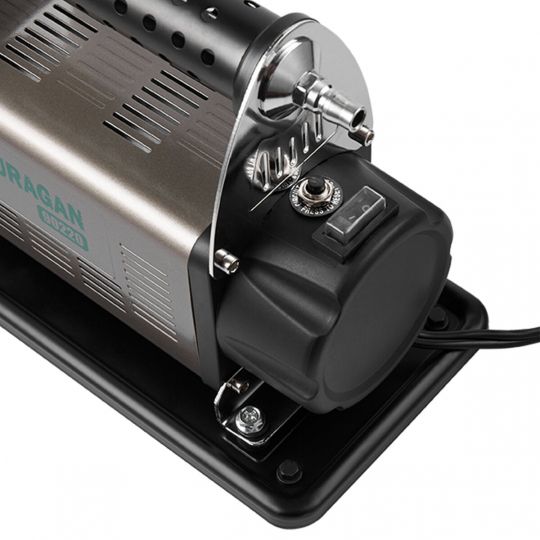 Uragan Компресор автомобільний 10Атм 160л/хв 600Вт із зажимами АКБ Uragan Компресор автомобільний 10Атм 160л/хв 600Вт із зажимами АКБ