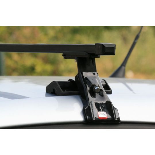 Amos Dromader D-1 Багажник на крышу без водостоков (1,3м) Amos Dromader D-1 Багажник на крышу без водостоков (1,3м)