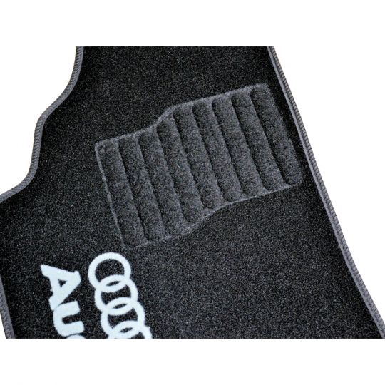 AVTM Коврики в салон текстильные Audi A6 C4 '94-97 Черные (Комплект 5шт.) AVTM Коврики в салон текстильные Audi A6 C4 '94-97 Черные (Комплект 5шт.)