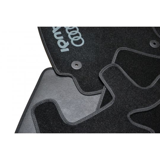 AVTM Коврики в салон текстильные Audi A4 B5 '94-01 Черные (Комплект 5шт.) AVTM Коврики в салон текстильные Audi A4 B5 '94-01 Черные (Комплект 5шт.)