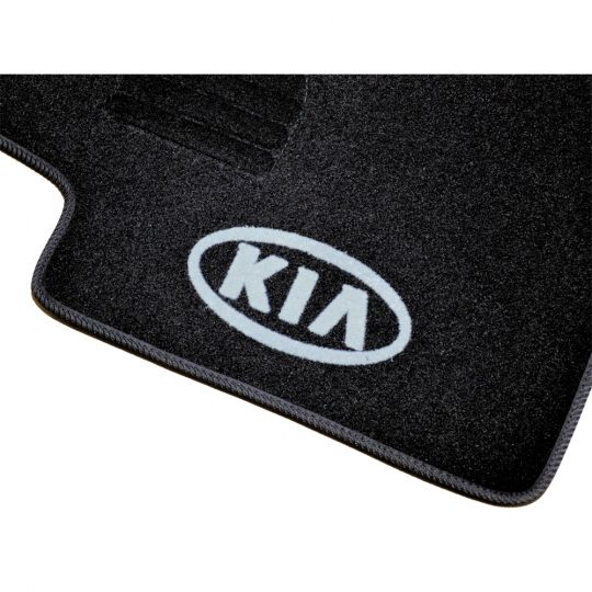 AVTM Коврики в салон текстильные Kia Cerato I '04-08 Черные (Комплект 5шт.) AVTM Коврики в салон текстильные Kia Cerato I '04-08 Черные (Комплект 5шт.)