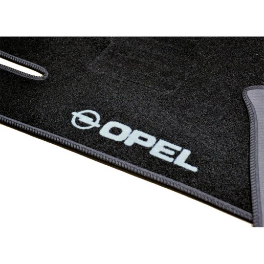 AVTM Коврики в салон текстильные Opel Vectra B '95-02 Черные (Комплект 5шт.) AVTM Коврики в салон текстильные Opel Vectra B '95-02 Черные (Комплект 5шт.)