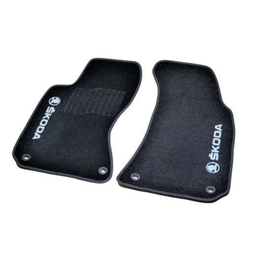 AVTM Коврики в салон текстильные Skoda Superb I '01-08 Черные (Комплект 5шт.) AVTM Коврики в салон текстильные Skoda Superb I '01-08 Черные (Комплект 5шт.)