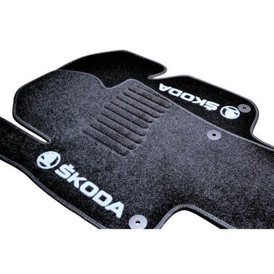 AVTM Коврики в салон текстильные Skoda Superb II '08- Черные (Комплект 5шт.)