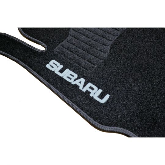 AVTM Коврики в салон текстильные Subaru Forester II '02-08 Черные (Комплект 5шт.) AVTM Коврики в салон текстильные Subaru Forester II '02-08 Черные (Комплект 5шт.)