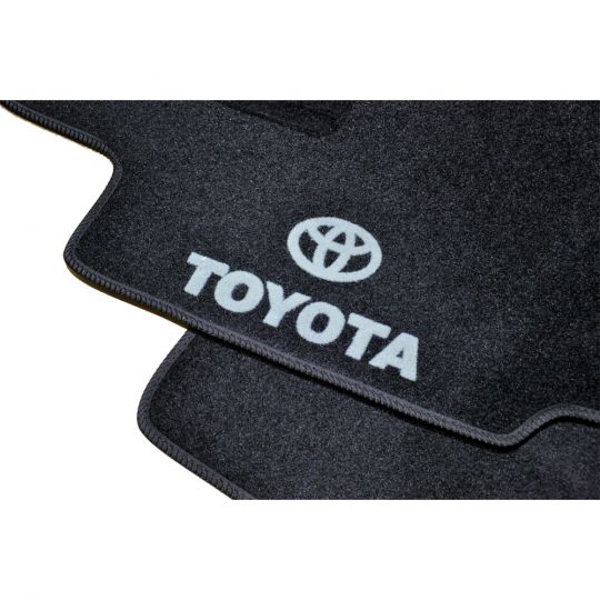 AVTM Коврики в салон текстильные Toyota Camry XV30 '01-06 Черные (Комплект 5шт.) AVTM Коврики в салон текстильные Toyota Camry XV30 '01-06 Черные (Комплект 5шт.)
