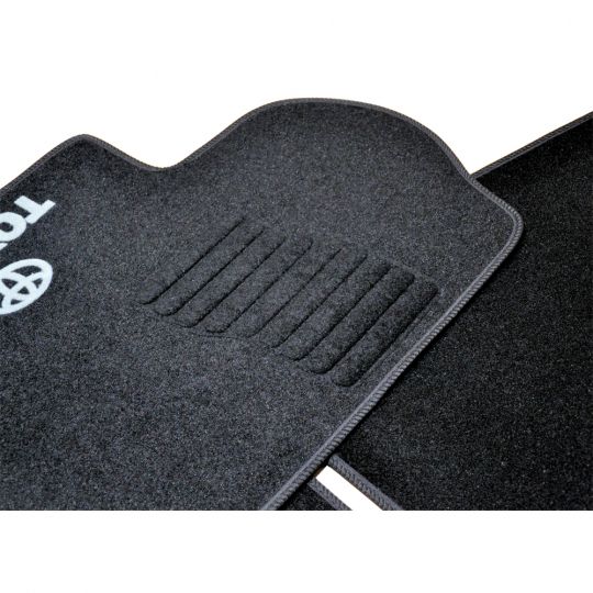 AVTM Коврики в салон текстильные Toyota Camry XV30 '01-06 Черные (Комплект 5шт.) AVTM Коврики в салон текстильные Toyota Camry XV30 '01-06 Черные (Комплект 5шт.)