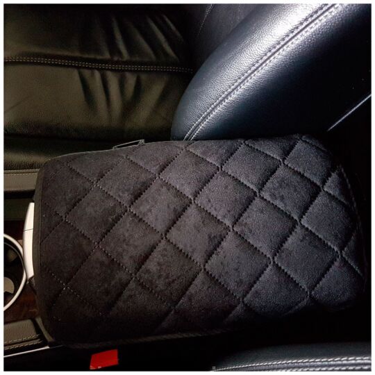 Авторитет Накидка на подлокотник Широкая Алькантара Черная