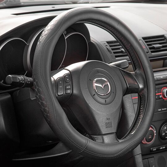 Voin Оплетка на руль (каркасная) VLOD-L2170 BK, размер M, БО, Перфорированная кожа Черная Voin Оплетка на руль (каркасная) VLOD-L2170 BK, размер M, БО, Перфорированная кожа Черная