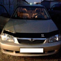 VipTuning Mazda 323 '98-00 Дефлектор капота "мухобойка"