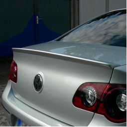 Orticar Спойлер [Лип] на Volkswagen Passat B6 '05-10 седан (под покраску)