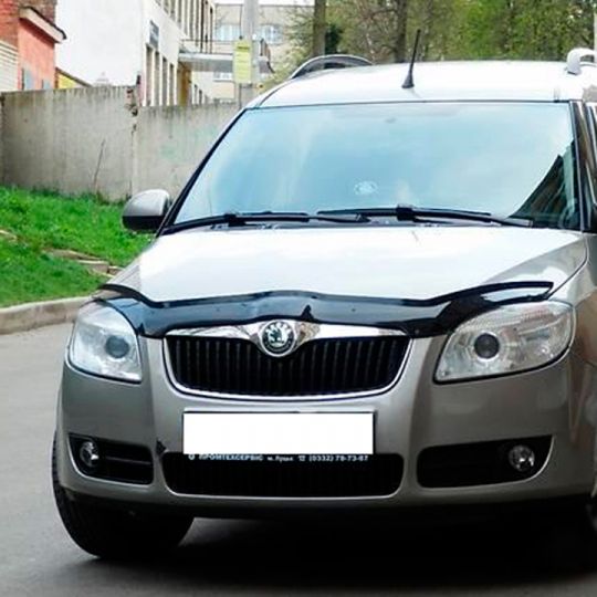 VipTuning Skoda Roomster '06-10 Дефлектор капота "мухобойка" VipTuning Skoda Roomster '06-10 Дефлектор капота "мухобойка"