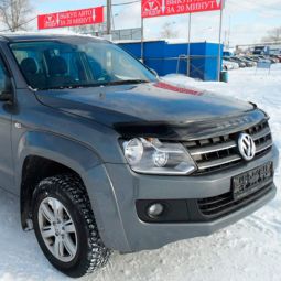 VipTuning Volkswagen Amarok '10- Дефлектор капота "мухобойка"