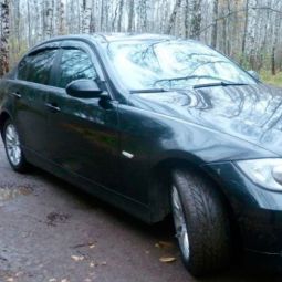 COBRA TUNING Дефлекторы окон на BMW 3 (E90) '05-12 седан (накладные)