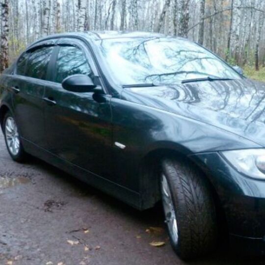 COBRA TUNING Дефлекторы окон на BMW 3 (E90) '05-12 седан (накладные)