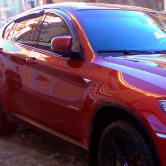 COBRA TUNING Дефлекторы окон на BMW X6 (E71/E72) '08-14 (накладные) COBRA TUNING Дефлекторы окон на BMW X6 (E71/E72) '08-14 (накладные)
