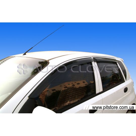 Auto Clover Дефлекторы окон на CHEVROLET AVEO T200 '02-07 ХЭТЧБЕК (накладные) Auto Clover Дефлекторы окон на CHEVROLET AVEO T200 '02-07 ХЭТЧБЕК (накладные)