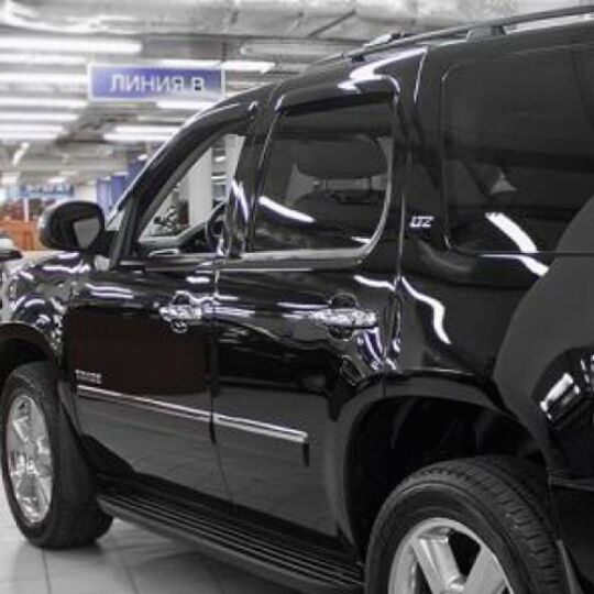 COBRA TUNING Дефлекторы окон на Chevrolet Tahoe III (GMT900) '07- (накладные) COBRA TUNING Дефлекторы окон на Chevrolet Tahoe III (GMT900) '07- (накладные)