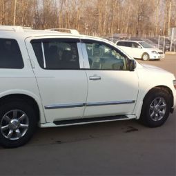 COBRA TUNING Дефлекторы окон на Infiniti QX56 (JA60) '04-10 (накладные)