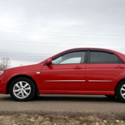 COBRA TUNING Дефлекторы окон на Kia Cerato I '04-08 седан (накладные)