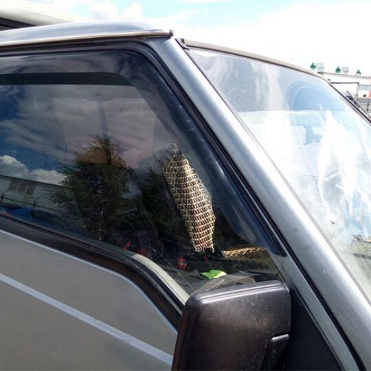 COBRA TUNING Дефлекторы окон на Mitsubishi Fuso Canter VI '93-02 (накладные)