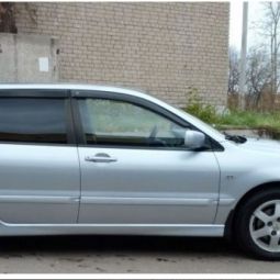 COBRA TUNING Дефлекторы окон на Mitsubishi Lancer IX '03-09 универсал (накладные) COBRA TUNING Дефлекторы окон на Mitsubishi Lancer IX '03-09 универсал (накладные)