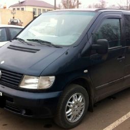 COBRA TUNING Дефлекторы окон на Mercedes-Benz Vito (W638) '96-03 (накладные) COBRA TUNING Дефлекторы окон на Mercedes-Benz Vito (W638) '96-03 (накладные)