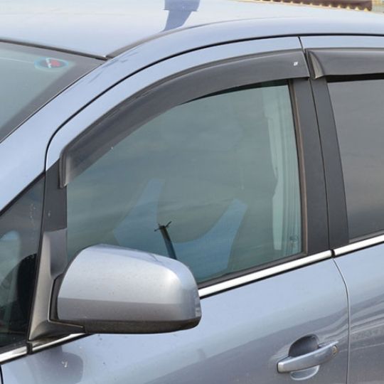 COBRA TUNING Дефлекторы окон на Opel Zafira B '05-11 минивэн (накладные) COBRA TUNING Дефлекторы окон на Opel Zafira B '05-11 минивэн (накладные)