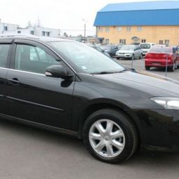 COBRA TUNING Дефлекторы окон на Renault Laguna III '07- хэтчбек (накладные)