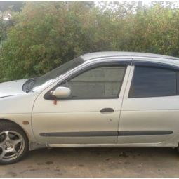 COBRA TUNING Дефлекторы окон на Renault Megane I '95-03 седан (накладные)