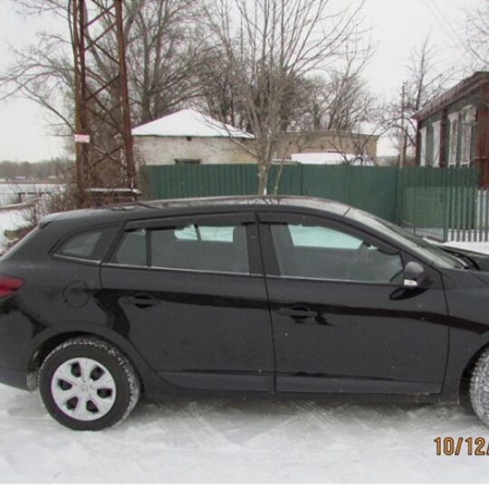 COBRA TUNING Дефлекторы окон на Renault Megane III '08-15 Grandtour (накладные)