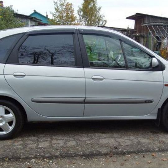 COBRA TUNING Дефлекторы окон на Renault Scenic I '96-03 (накладные) COBRA TUNING Дефлекторы окон на Renault Scenic I '96-03 (накладные)