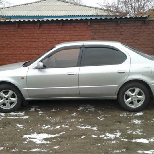 COBRA TUNING Дефлекторы окон на Toyota Camry (V40) '94-98 седан (накладные) COBRA TUNING Дефлекторы окон на Toyota Camry (V40) '94-98 седан (накладные)