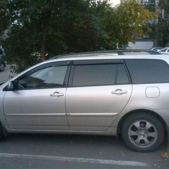 COBRA TUNING Дефлекторы окон на Toyota Corolla (E12/13) '01-06 универсал (накладные)