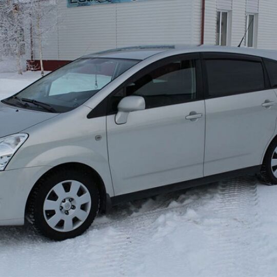 COBRA TUNING Дефлекторы окон на Toyota Corolla Verso III '04-09 (накладные)